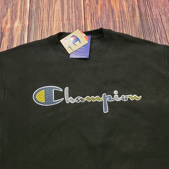 Champion Sweatshirt Mens Large Reverse Weave Black Multicolor Pullover Loose Fit - Picture 2 of 10